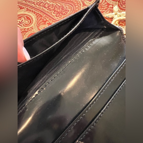 Gucci logo vintage black long patent leather wallet w chain - Picture 14 of 17